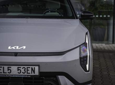 Kia - EV4