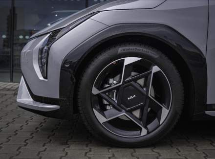 Kia - EV4