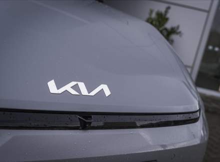 Kia - EV4