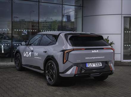 Kia - EV4