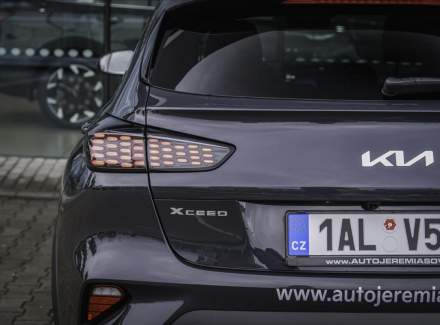 Kia - XCeed
