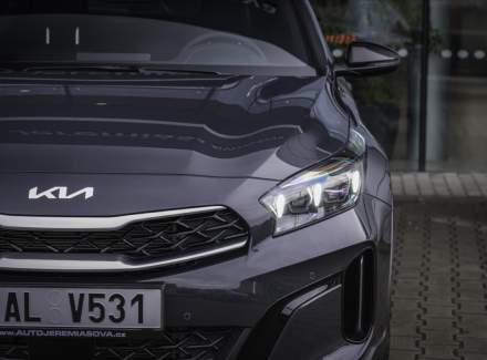 Kia - XCeed