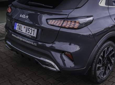 Kia - XCeed