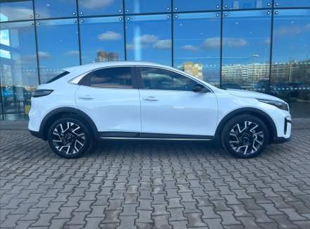 Kia - XCeed