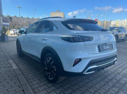 Kia - XCeed