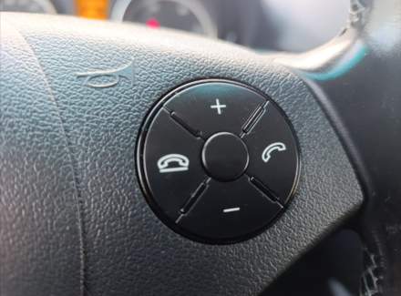 Mercedes-Benz - Viano