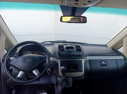 Mercedes-Benz - Viano