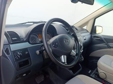 Mercedes-Benz - Viano