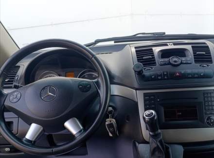 Mercedes-Benz - Viano
