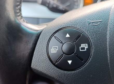 Mercedes-Benz - Viano