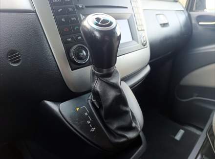 Mercedes-Benz - Viano