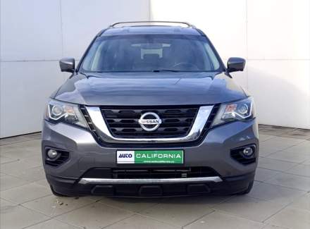 Nissan - Pathfinder