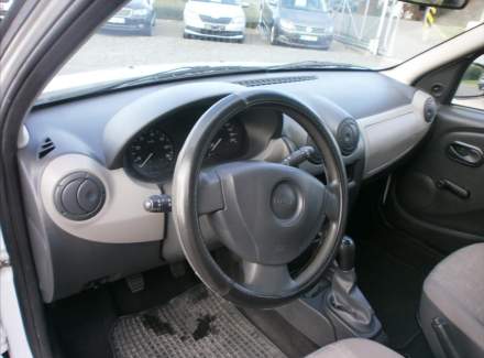 Dacia - Sandero