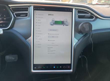 Tesla - Model S