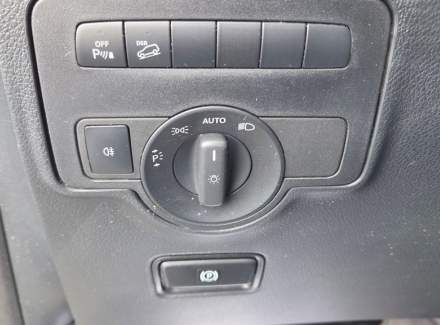 Mercedes-Benz - Vito