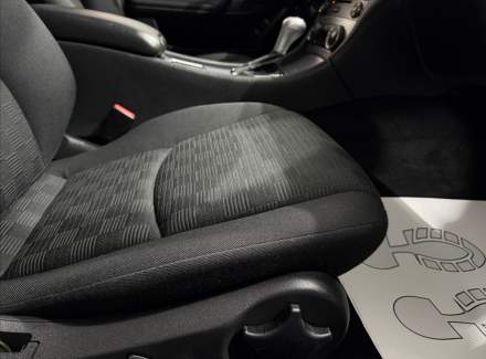 Mercedes-Benz - C-class