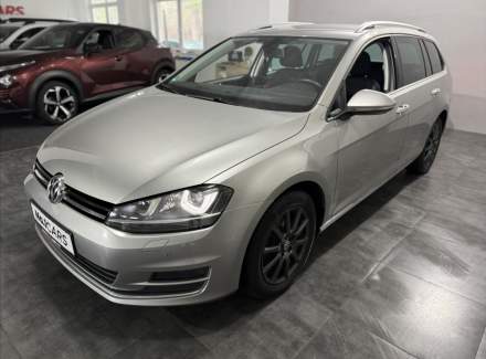 Volkswagen - Golf