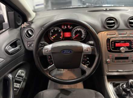 Ford - Mondeo
