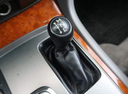 Toyota - Land Cruiser