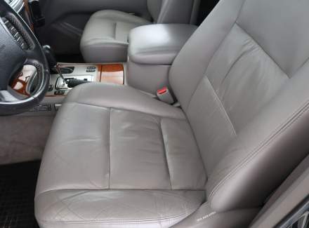 Toyota - Land Cruiser