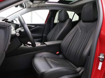 DS Automobiles - DS4