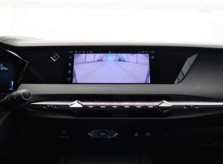 DS Automobiles - DS4