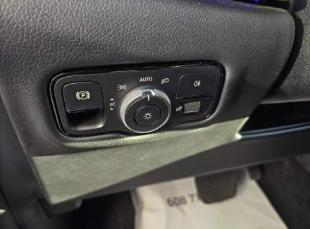 Mercedes-Benz - V-class