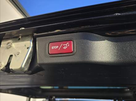 Mercedes-Benz - V-class