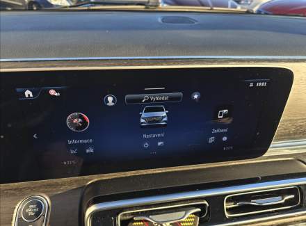 Mercedes-Benz - V-class