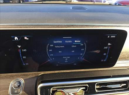 Mercedes-Benz - V-class