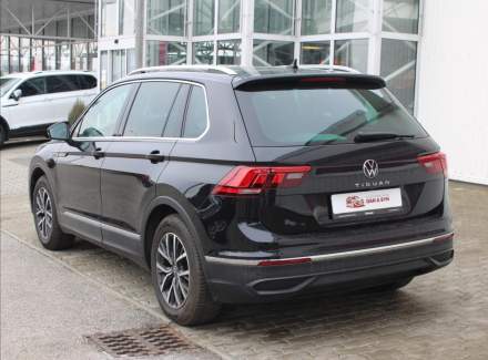 Volkswagen - Tiguan