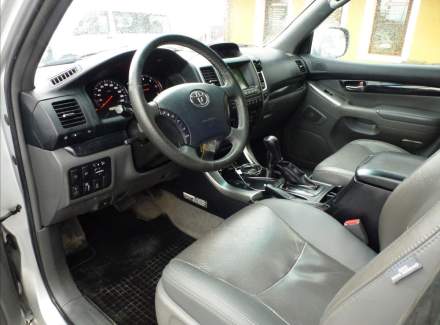 Toyota - Land Cruiser