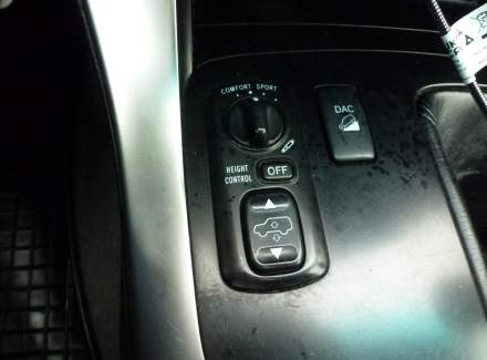 Toyota - Land Cruiser