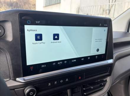 Volkswagen - Caravelle