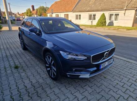 Volvo - V90