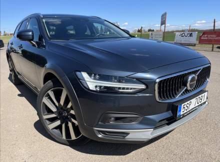 Volvo - V90