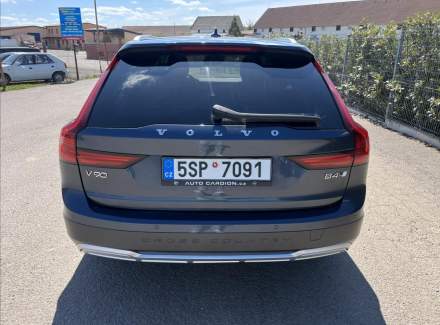 Volvo - V90