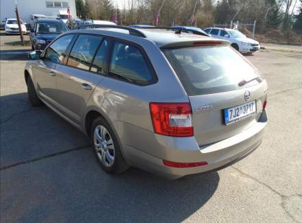 Škoda - Octavia