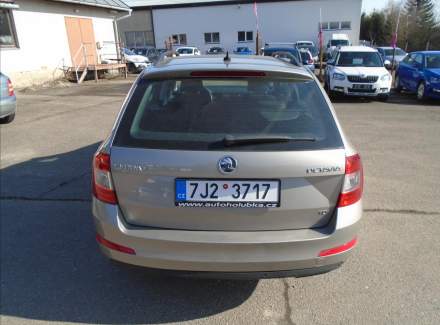 Škoda - Octavia