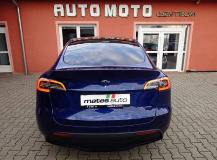 Tesla - Model Y