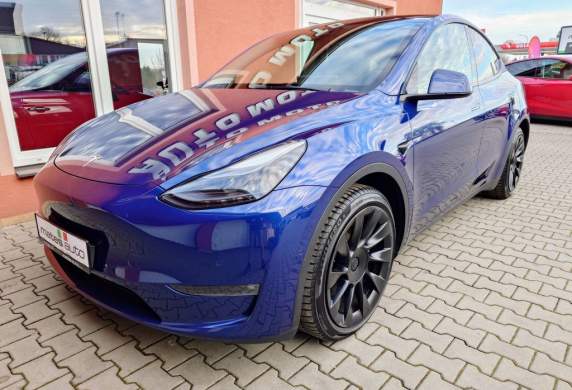 Tesla - Model Y