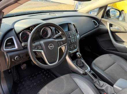 Opel - Astra