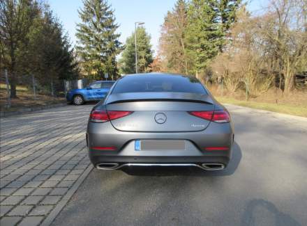 Mercedes-Benz - CLS