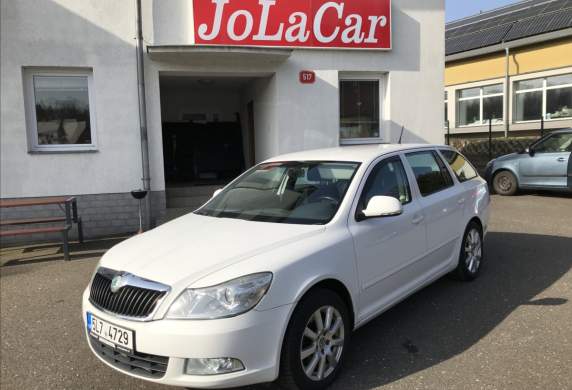 Škoda - Octavia