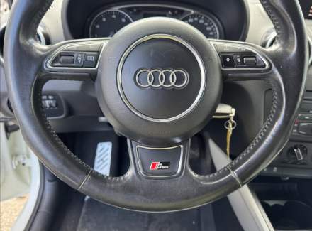 Audi - A1