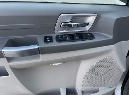 Chrysler - Town & Country