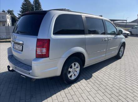 Chrysler - Town & Country