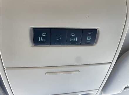 Chrysler - Town & Country