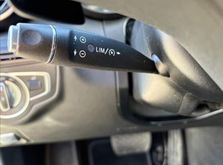 Mercedes-Benz - C-class