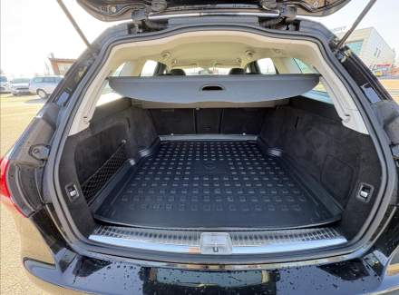 Mercedes-Benz - C-class